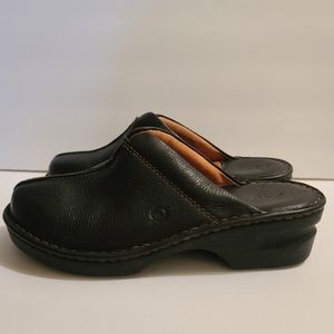 Born Leather Clogs Size 9M